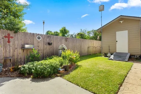 $265,000 | 800 Cherrydale Street, Lake Charles, LA 70607