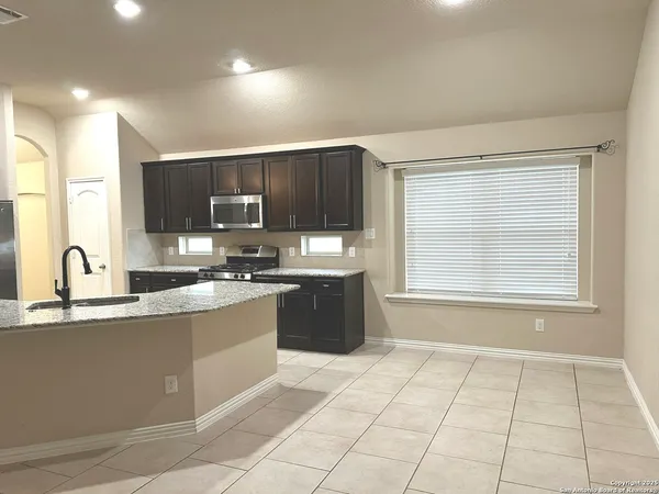 $1,950 | 15231 Stagehand Drive, San Antonio, TX 78253