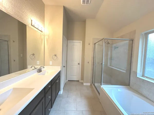 $1,950 | 15231 Stagehand Drive, San Antonio, TX 78253