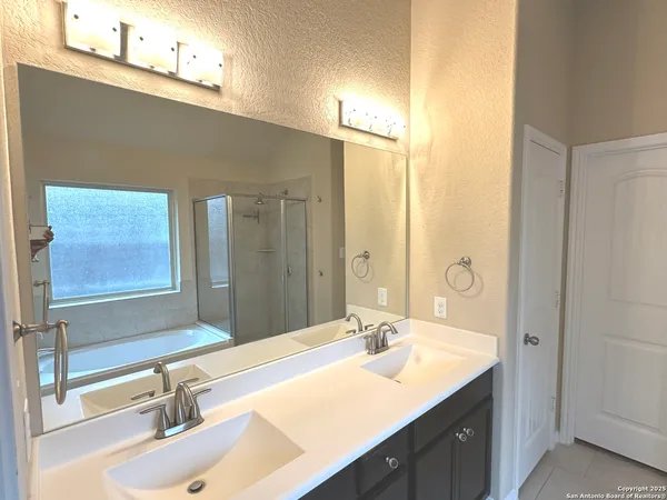 $1,950 | 15231 Stagehand Drive, San Antonio, TX 78253