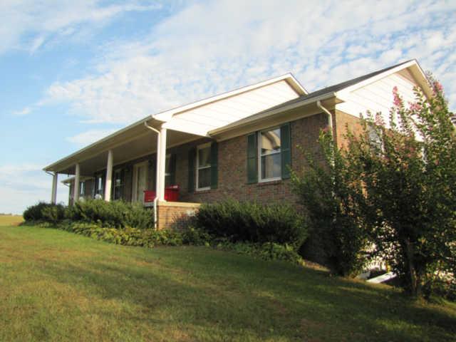 249 Lincoln Road Fayetteville, TN 37334 - Photo 2 of 13 Gallery Image 2
