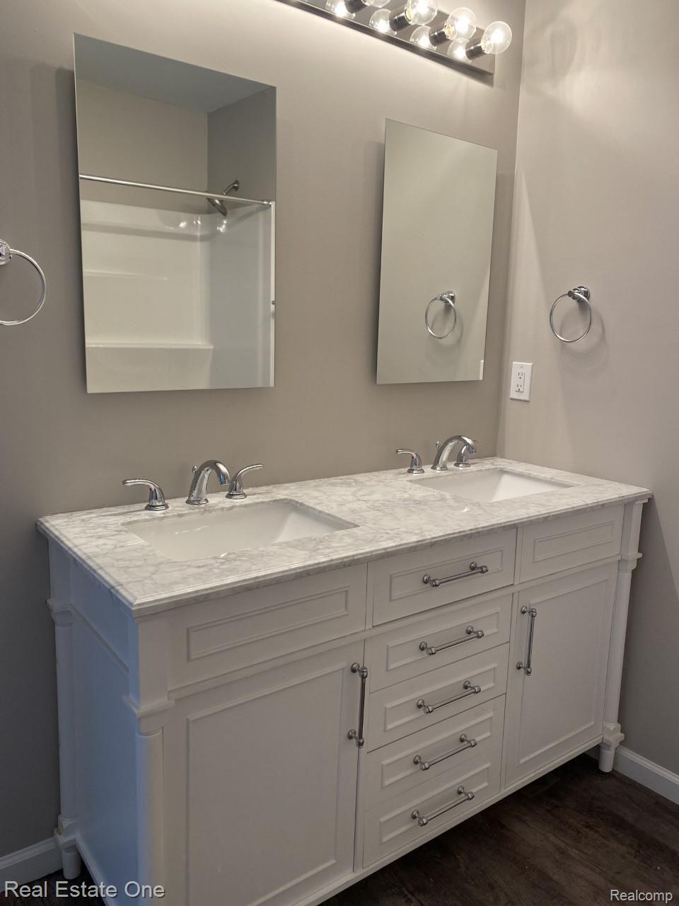 3147 Roods Lake Road Lapeer, MI 48446 - Photo 16 of 66 sinks.jpg