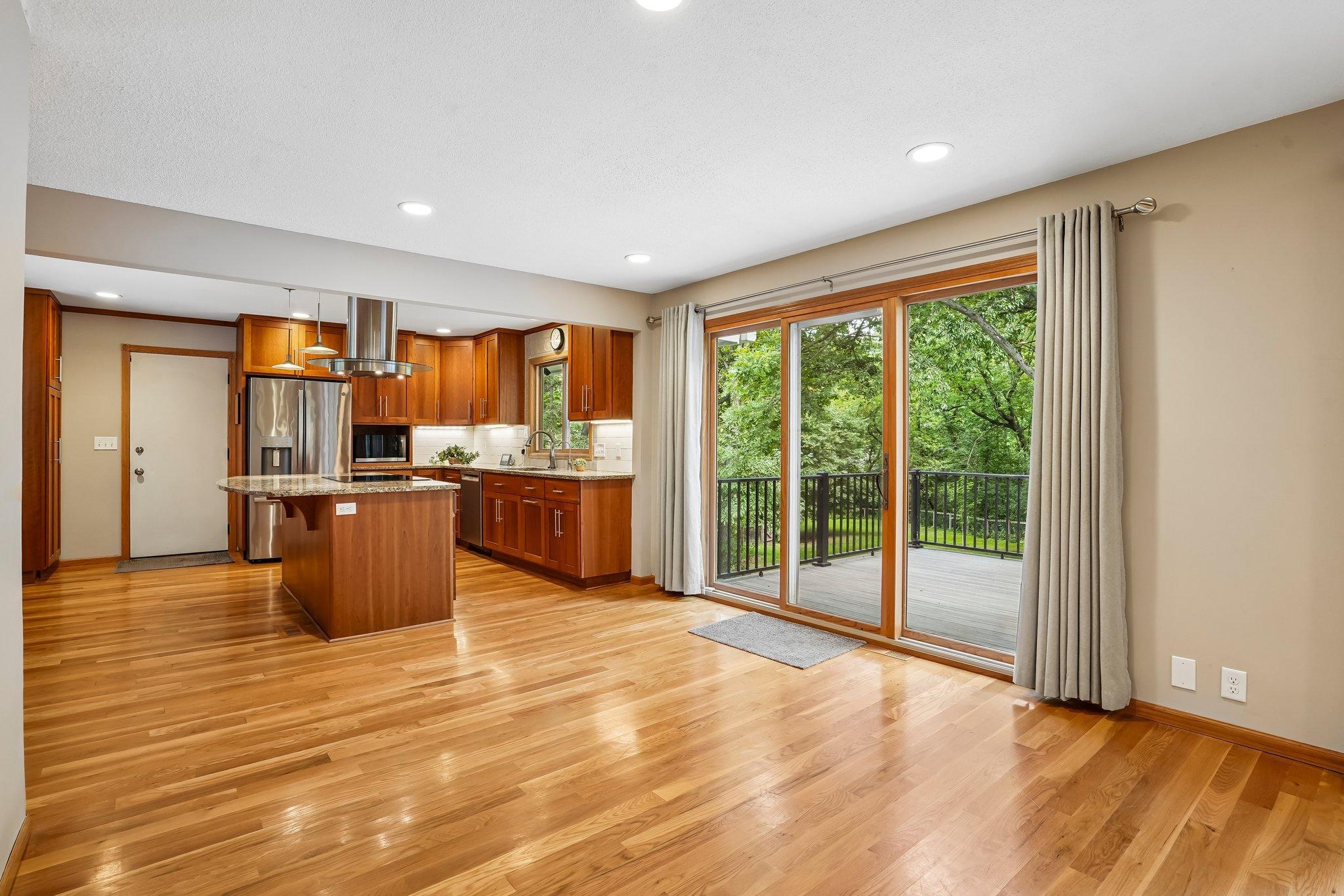 4580 Oak Pond Road Eagan, MN 55123 - Photo 11 of 79 Gallery Image 11