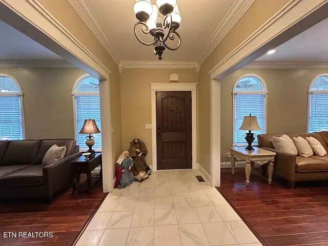 $525,000 | 2004 Twin Fawn Trail, Middlesboro, KY 40965