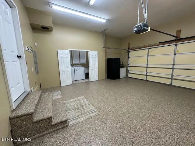 $525,000 | 2004 Twin Fawn Trail, Middlesboro, KY 40965