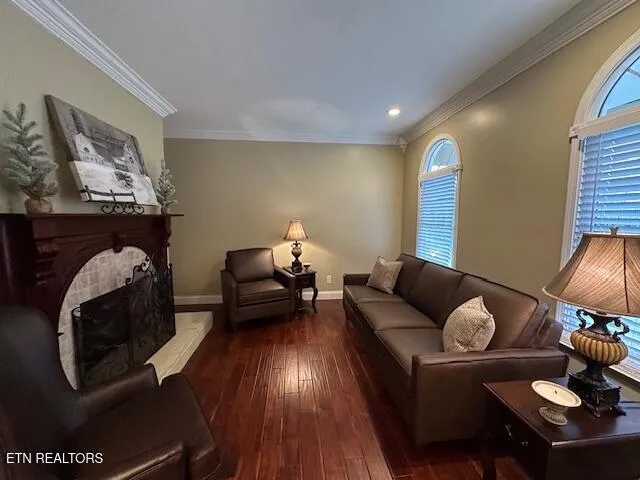 $525,000 | 2004 Twin Fawn Trail, Middlesboro, KY 40965