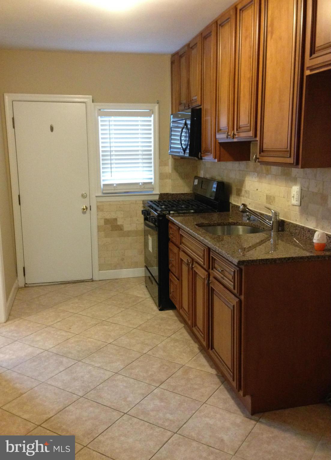 1625 East Cold Spring Lane Baltimore, MD 21218 - Photo 4 of 10 Kitchen