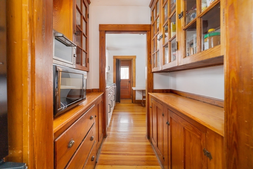 12-14 Upland Road Somerville, MA 02144 - Photo 6 of 34