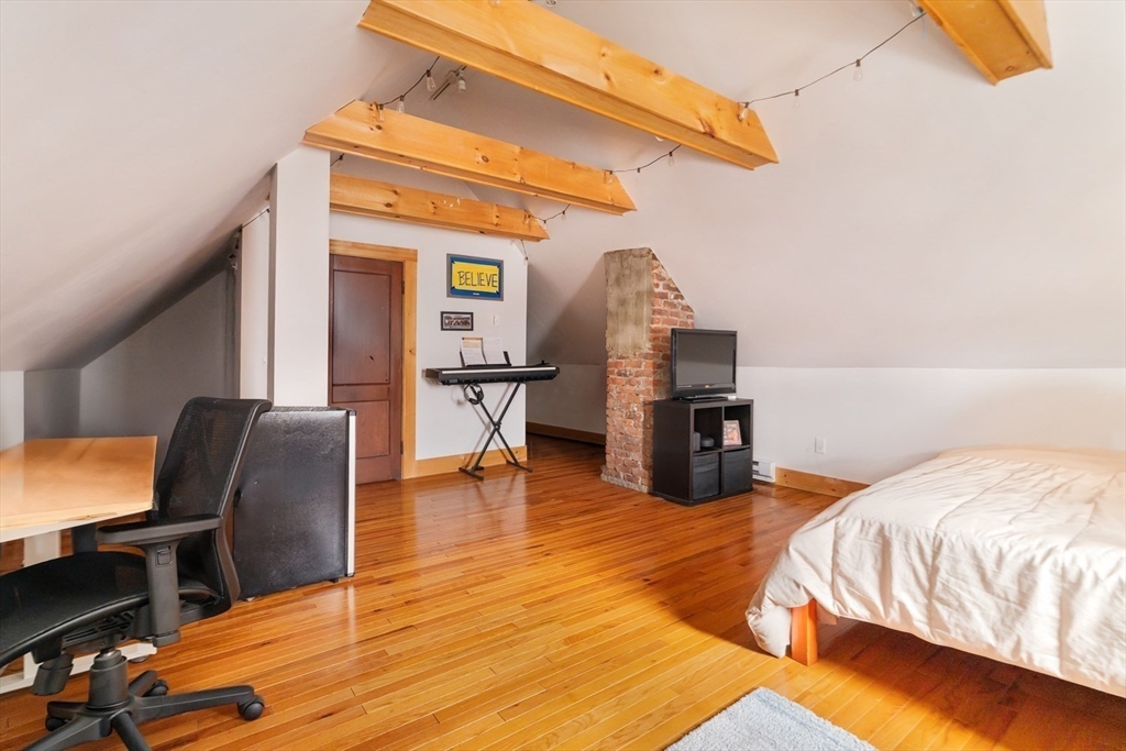 12-14 Upland Road Somerville, MA 02144 - Photo 8 of 34