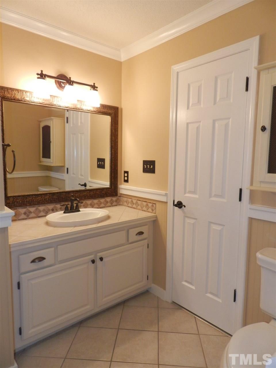 6205 Garrett Road Raleigh, NC 27606 - Photo 7 of 17