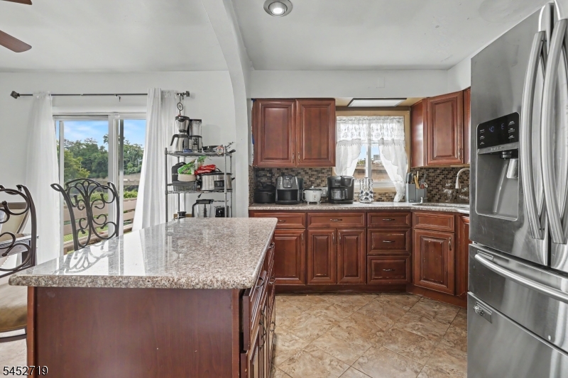 378 Riverside Avenue Rutherford, NJ 07070 - Photo 8 of 43 Gallery Image 8