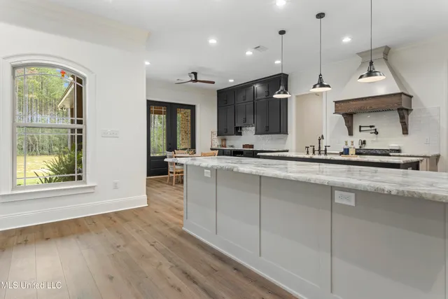 $1,499,000 | 17341 Doc Lizana Road, Gulfport, MS 39503