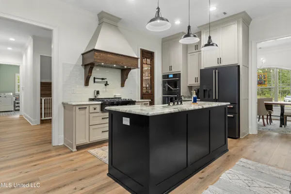 $1,449,000 | 17341 Doc Lizana Road, Gulfport, MS 39503