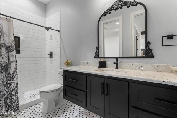 $1,449,000 | 17341 Doc Lizana Road, Gulfport, MS 39503