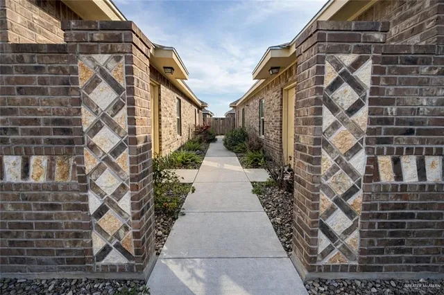 $415,000 | 2712 East Eisenhower Avenue, Mission, TX 78573