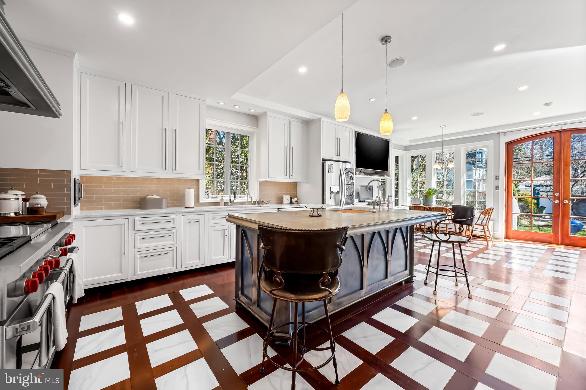 4503 Roland Avenue Baltimore, MD 21210 - Photo 20 of 77