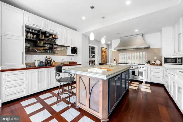 $1,100,000 | 4503 Roland Avenue, Baltimore, MD 21210