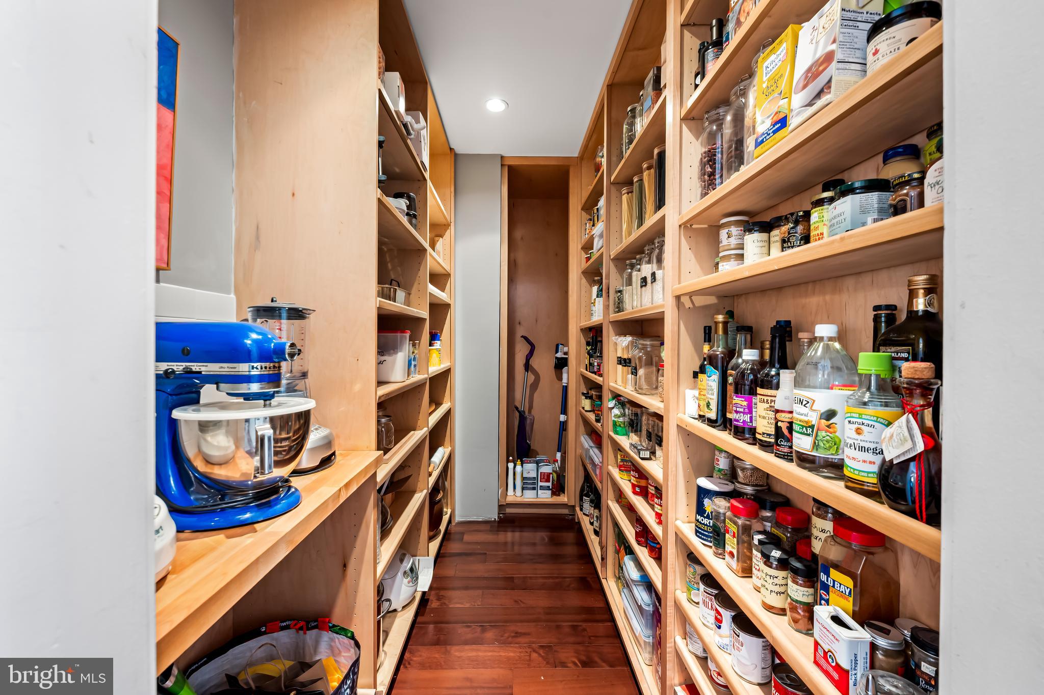 4503 Roland Avenue Baltimore, MD 21210 - Photo 26 of 77