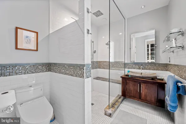 $1,100,000 | 4503 Roland Avenue, Baltimore, MD 21210