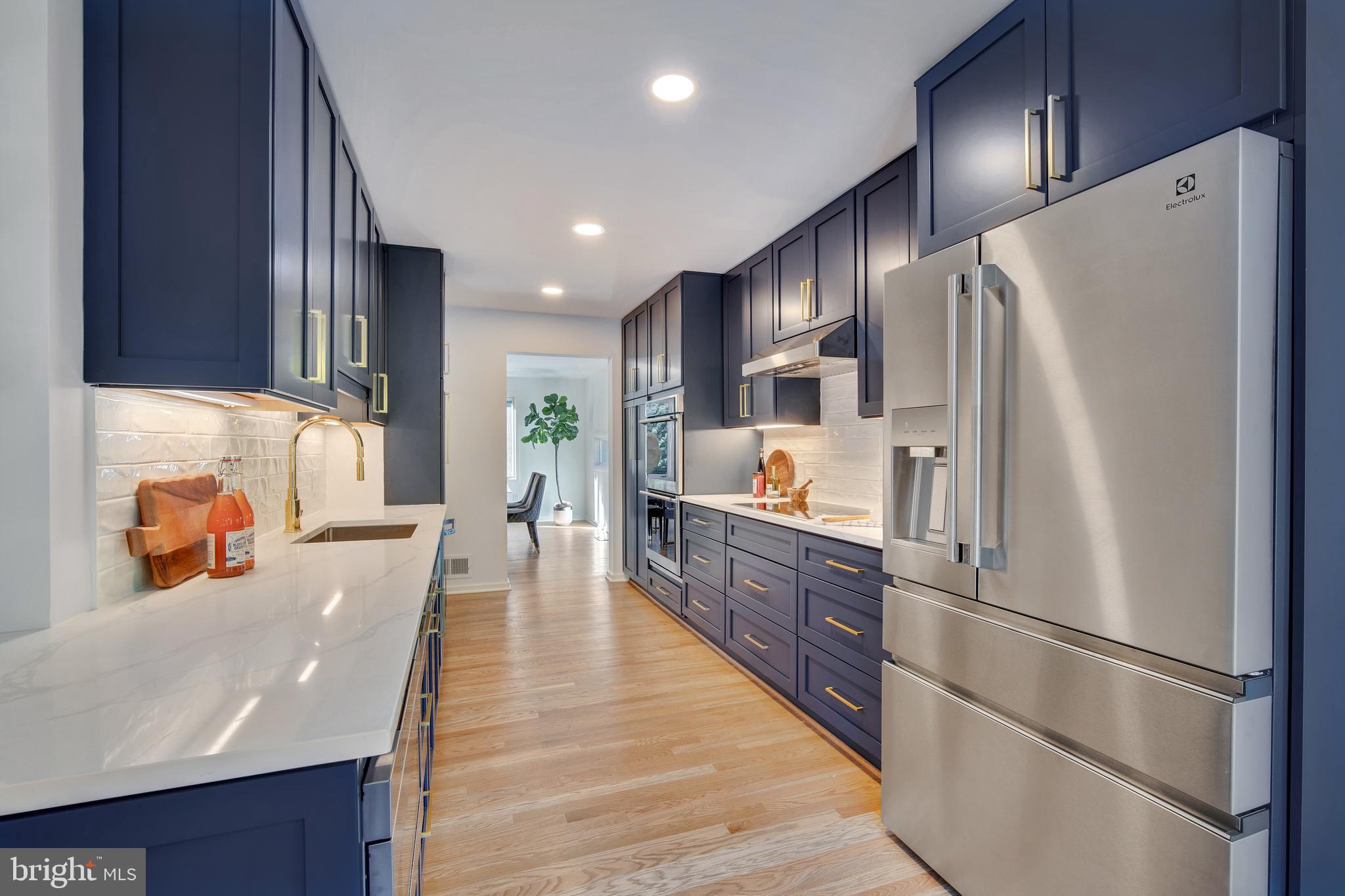 2801 Battery Place Northwest Washington, DC 20016 - Photo 17 of 62 Electrolux Appliances