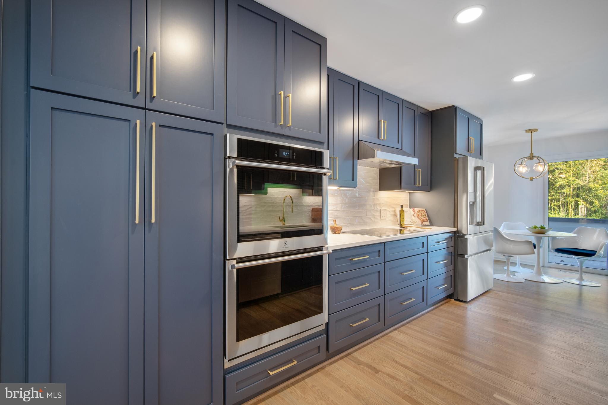 2801 Battery Place Northwest Washington, DC 20016 - Photo 19 of 62 Double Oven