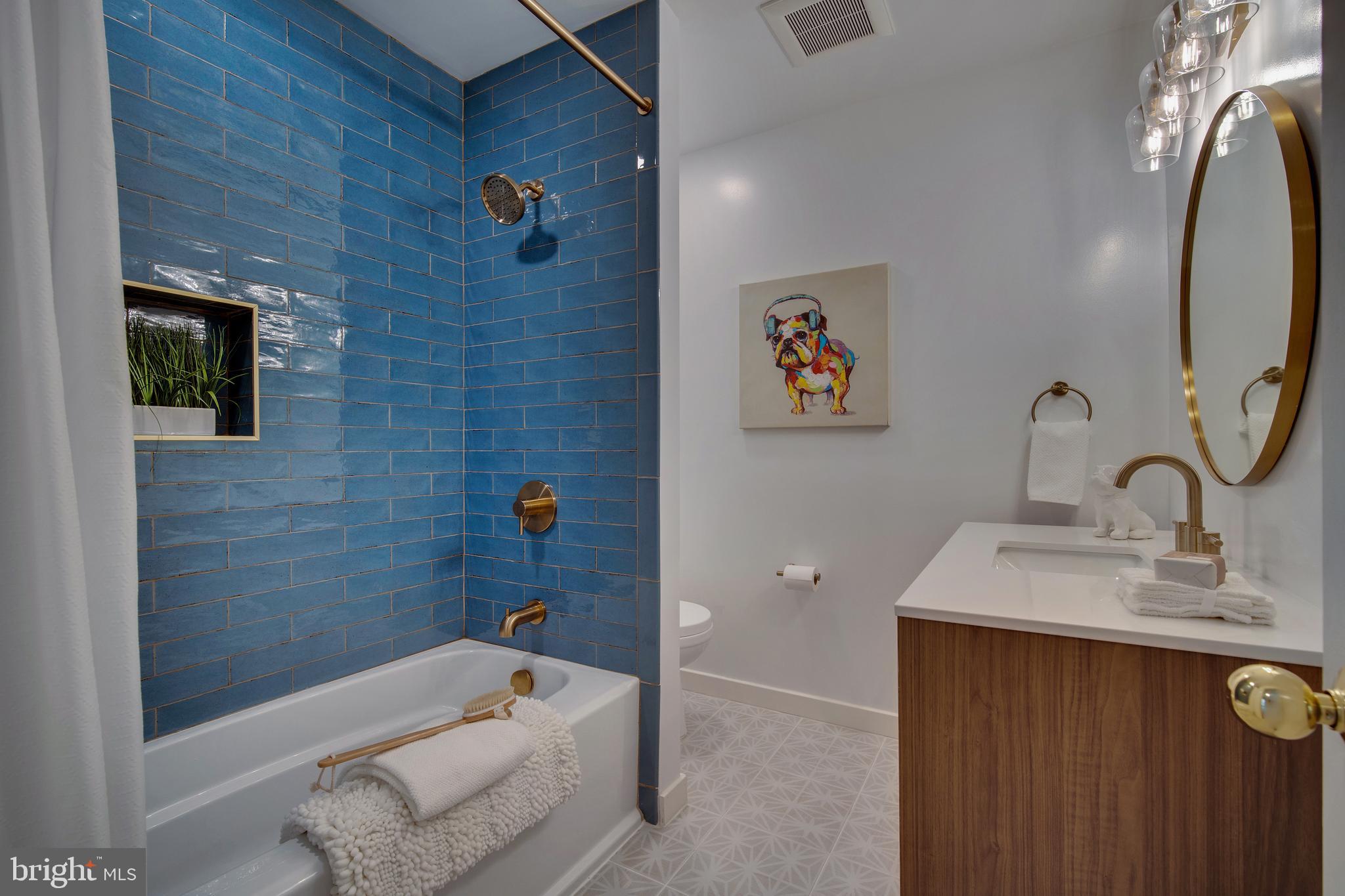 2801 Battery Place Northwest Washington, DC 20016 - Photo 45 of 62 Hall Full Bath