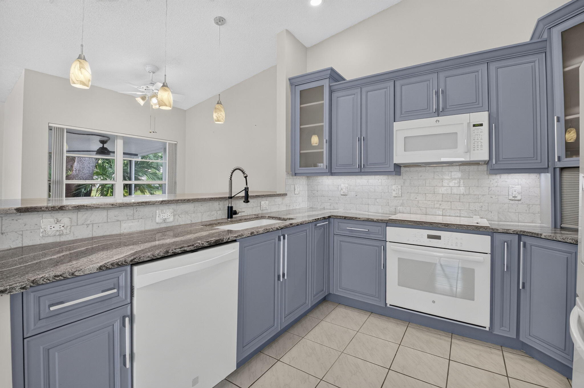 10048 Country Brook Road Boca Raton, FL 33428 - Photo 23 of 54 33-web-or-mls-DSC_3575