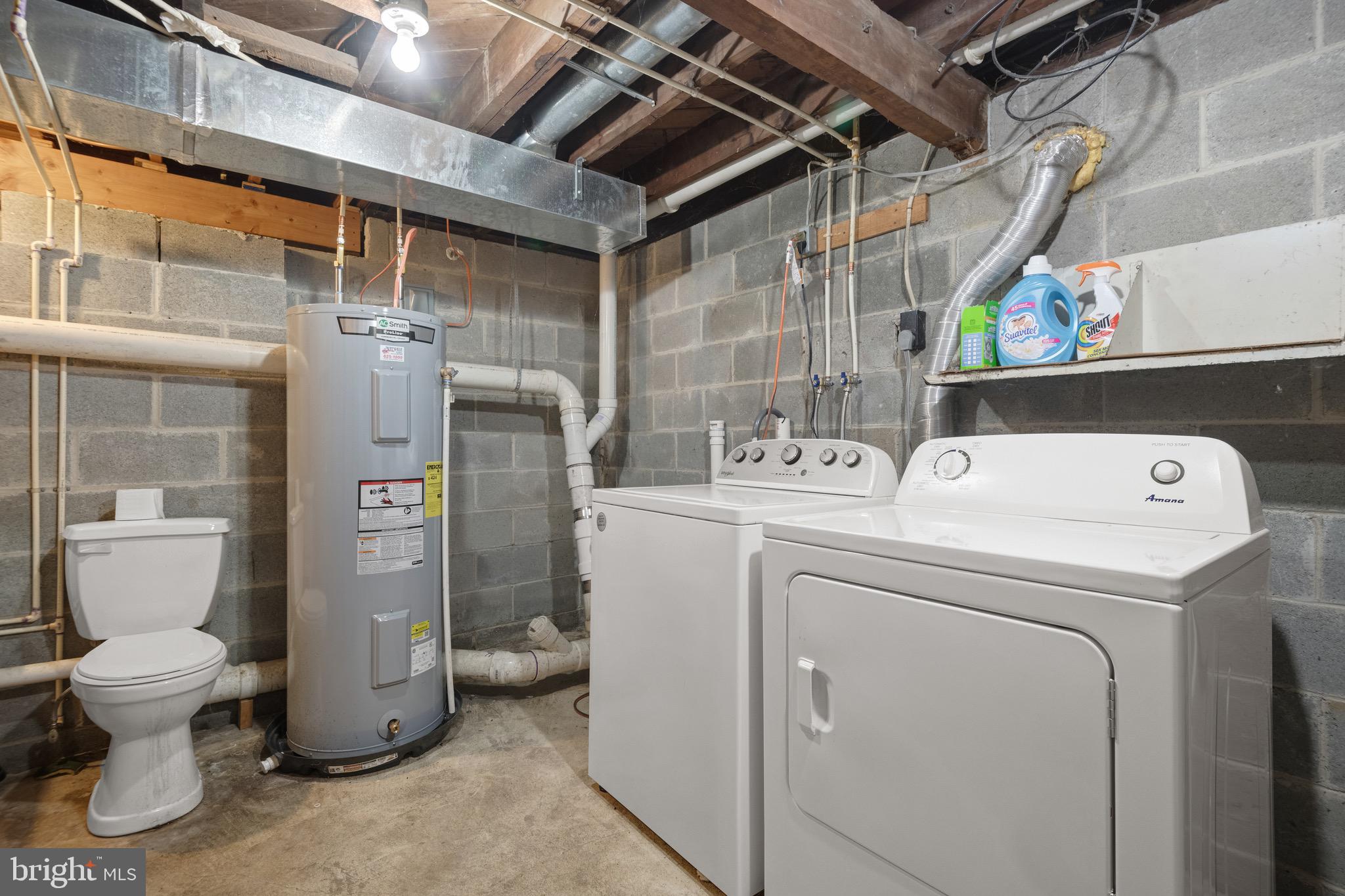209 Ironstone Ridge Road Lancaster, PA 17603 - Photo 50 of 50 a utility room with dryer and washer