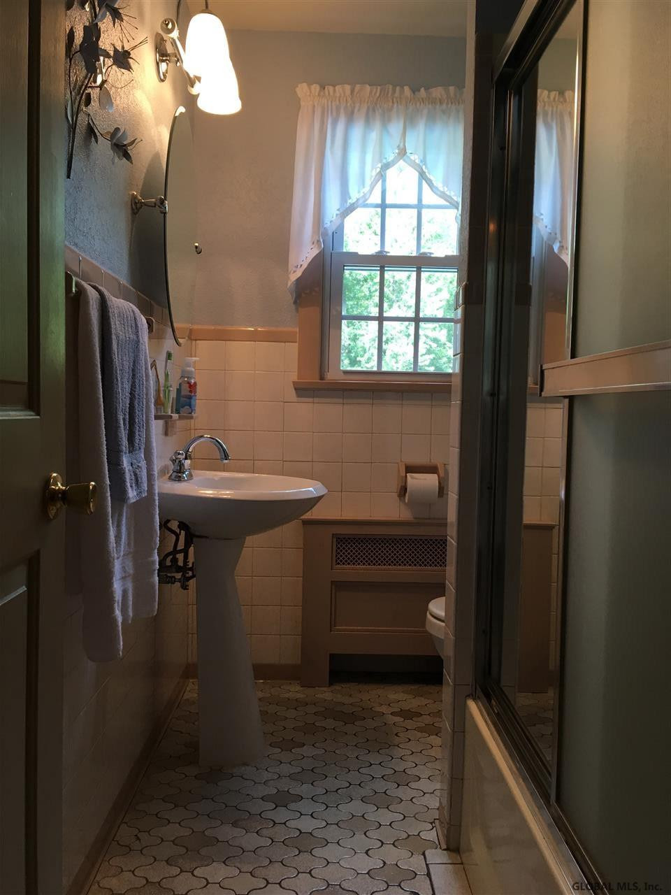 57 New Shaker Road Colonie, NY 12205 - Photo 13 of 24 Photo 13