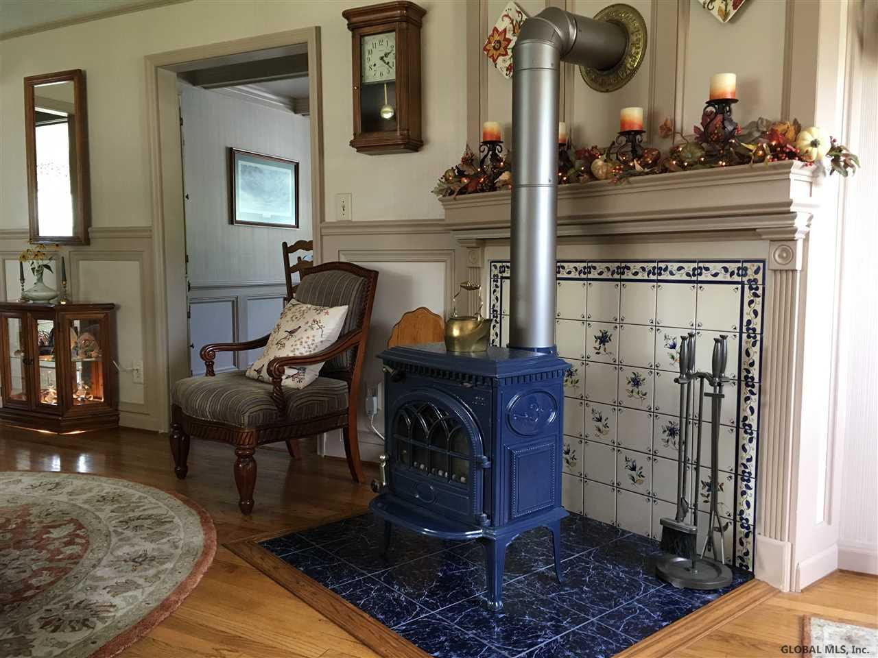 57 New Shaker Road Colonie, NY 12205 - Photo 3 of 24 Photo 3