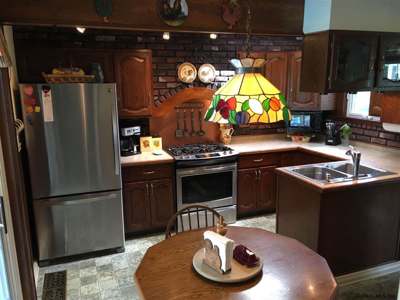 57 New Shaker Road Colonie, NY 12205 - Photo 8 of 24 Photo 8