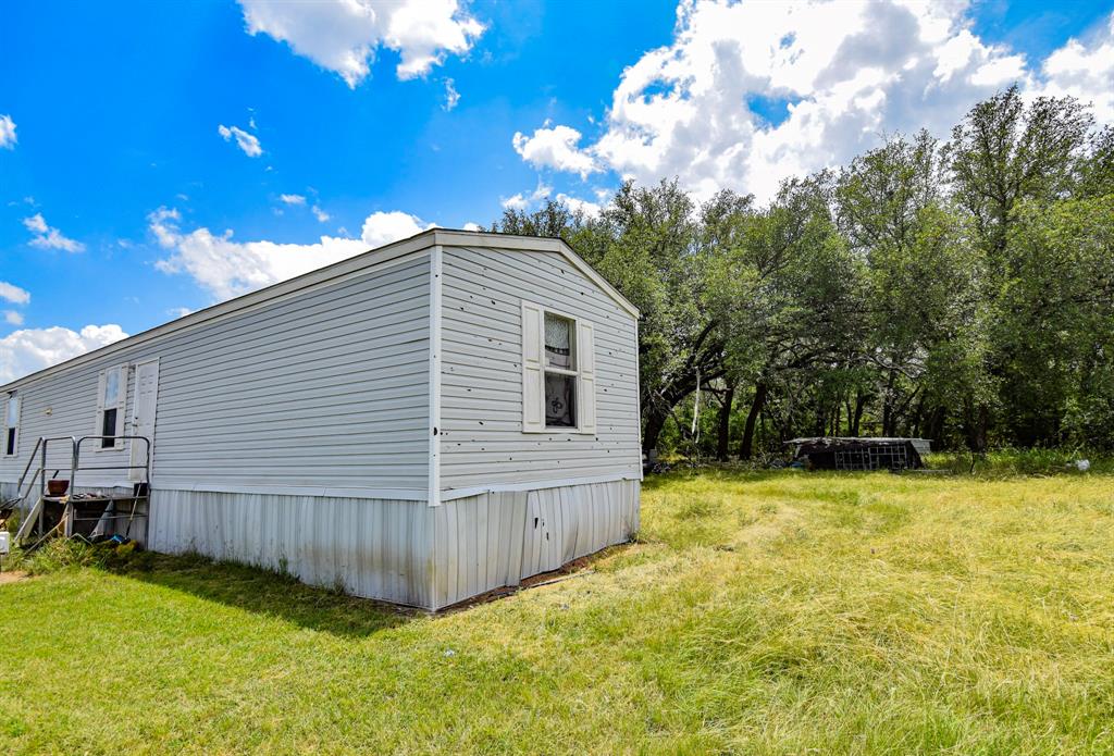 95 Homestead Drive Rochelle, TX 76872 - Photo 3 of 12