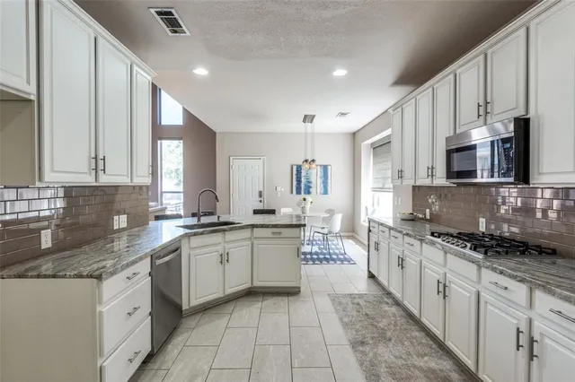 $624,000 | 2801 Flamingo Lane, Plano, TX 75074