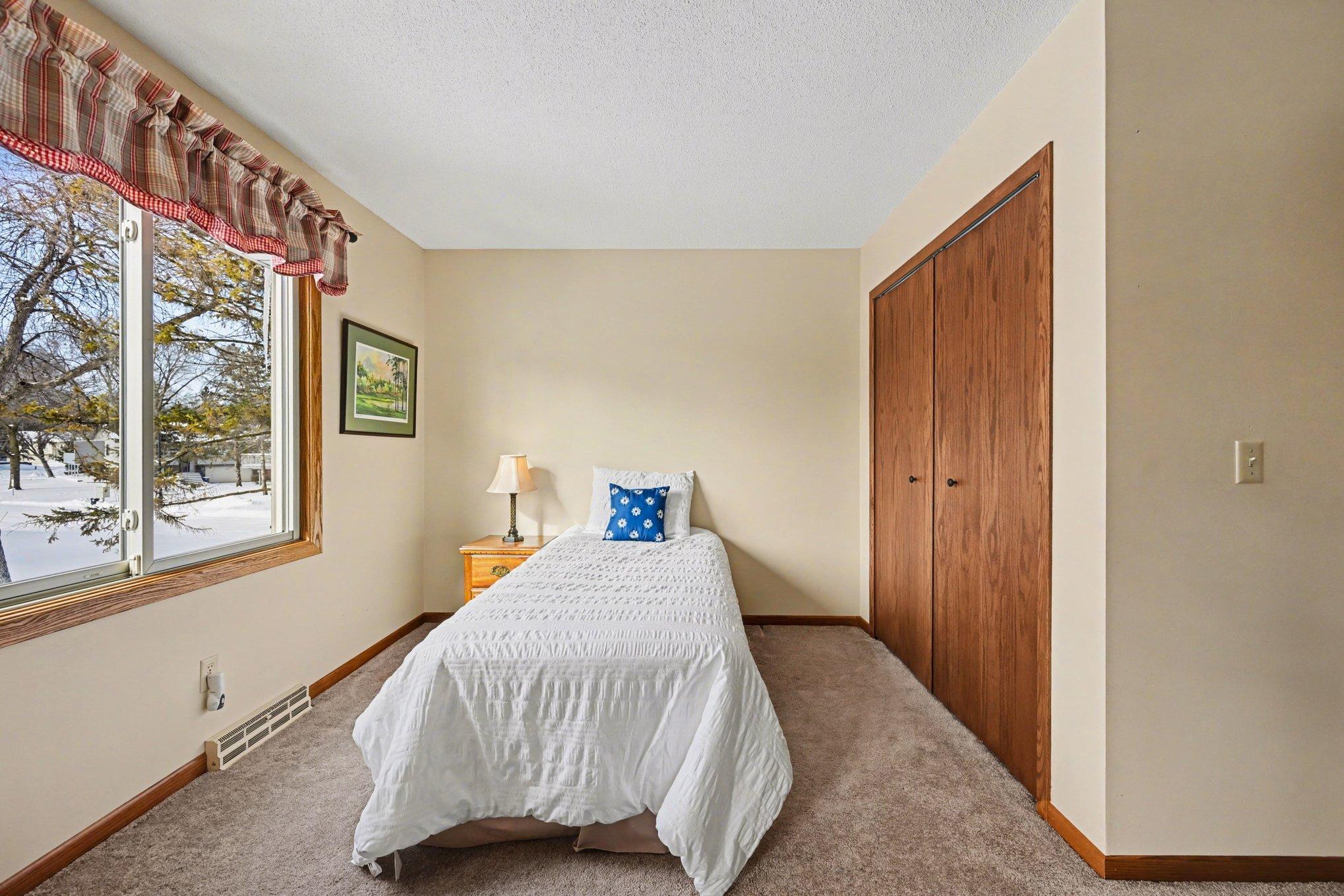 851 Sherwood Road Shoreview, MN 55126 - Photo 12 of 23