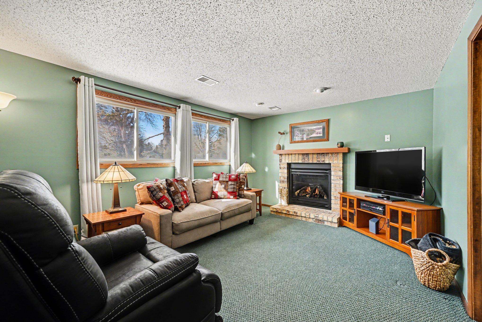 851 Sherwood Road Shoreview, MN 55126 - Photo 15 of 23