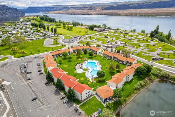 $149,000 | 8903 Crescent Bar Road Northwest, Unit 153, Quincy, WA 98848