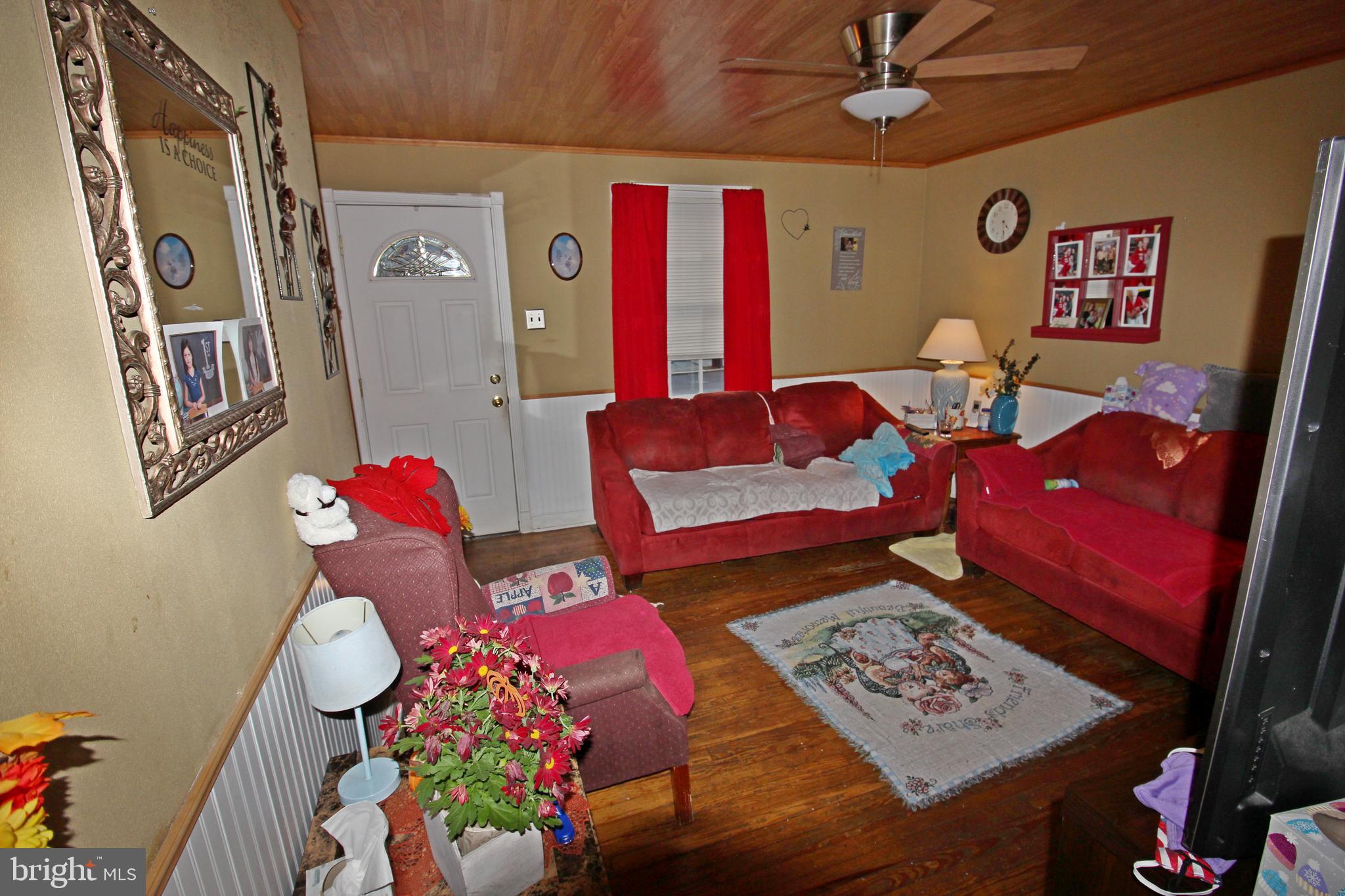 8 North New Street Lititz, PA 17543 - Photo 3 of 16