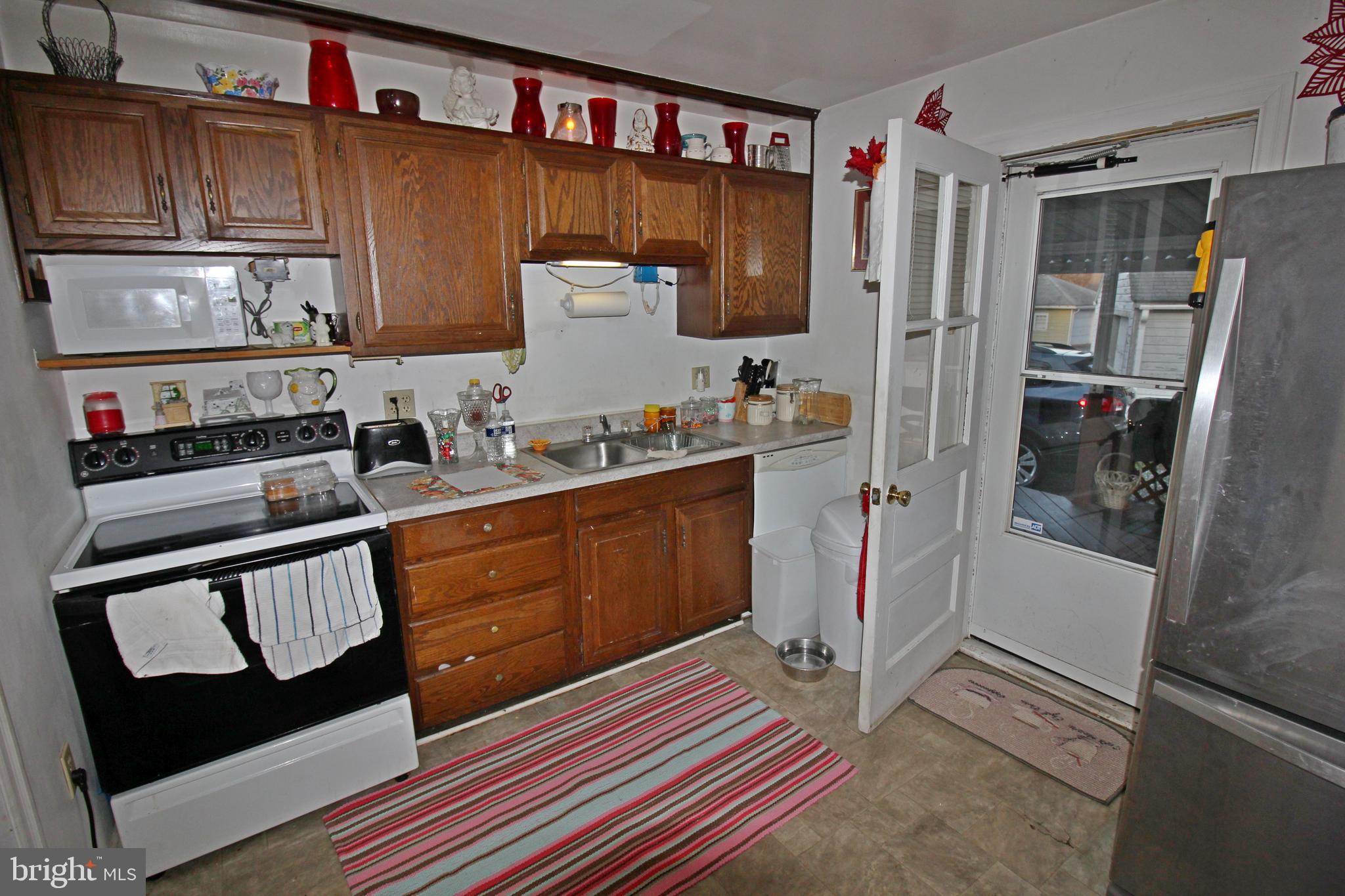 8 North New Street Lititz, PA 17543 - Photo 7 of 16