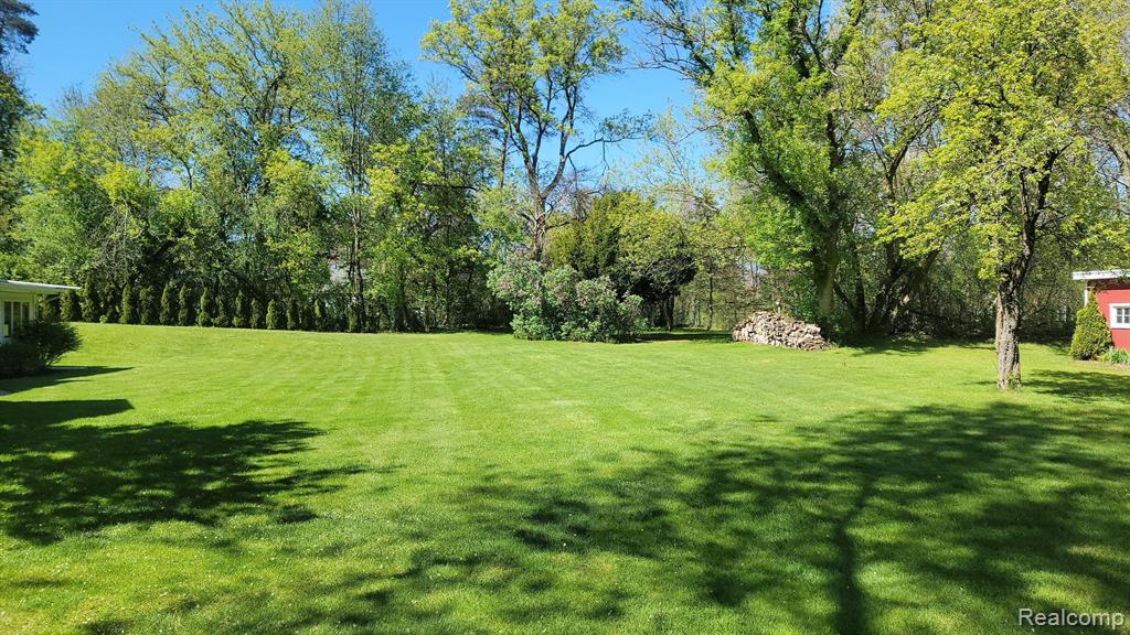 4335 South Baldwin Road Lake Orion, MI 48359 - Photo 27 of 30 Gallery Image 27