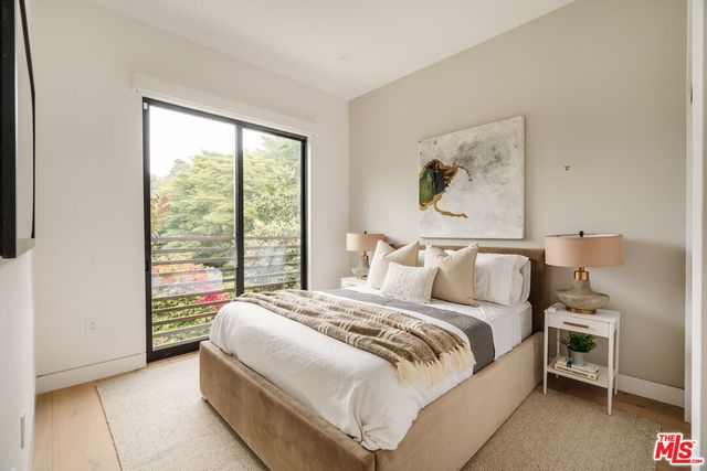 $3,395,000 | 8446 Kirkwood Drive, Los Angeles, CA 90046