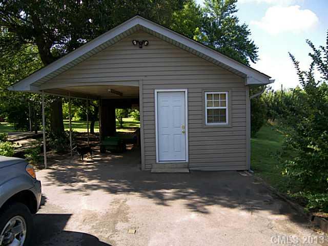 375 Pine Hill Road Salisbury, NC 28144 - Photo 5 of 16