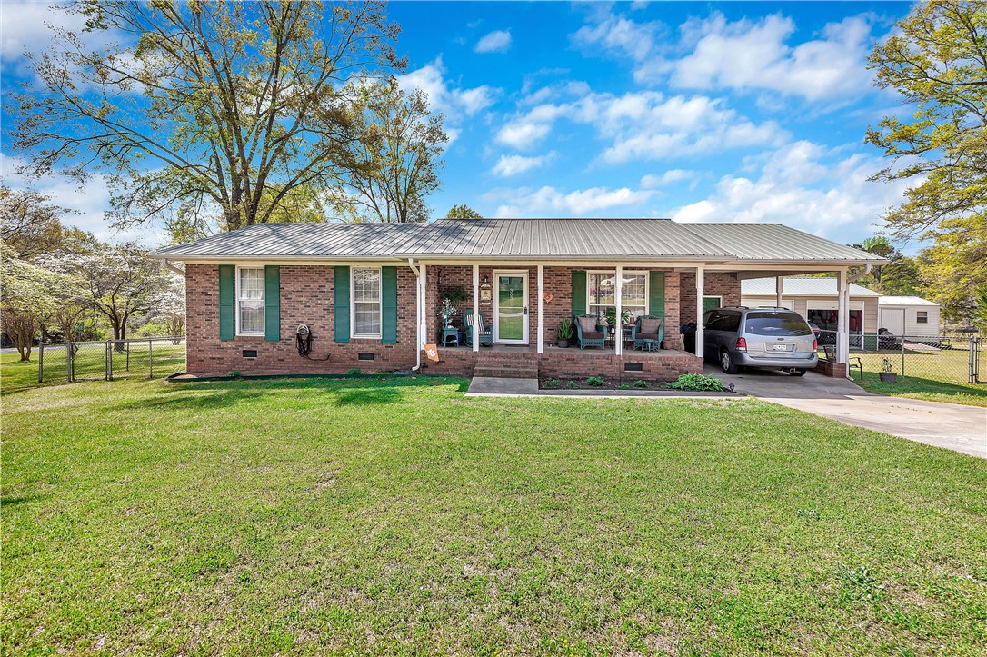303 Meadow Drive Seneca, SC 29678 - Photo 1 of 31 303 Meadow Drive