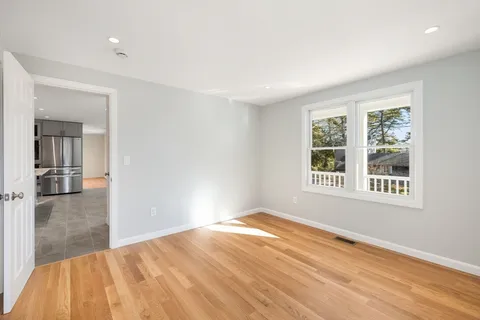 $925,000 | 1 Shore Drive, Harwich, MA 02645