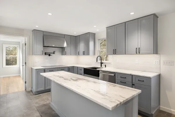 $925,000 | 1 Shore Drive, Harwich, MA 02645