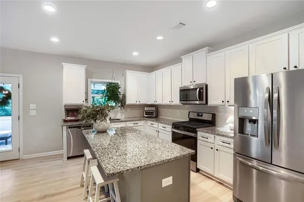 $550,000 | 243 Gwinnett Street, Buford, GA 30518