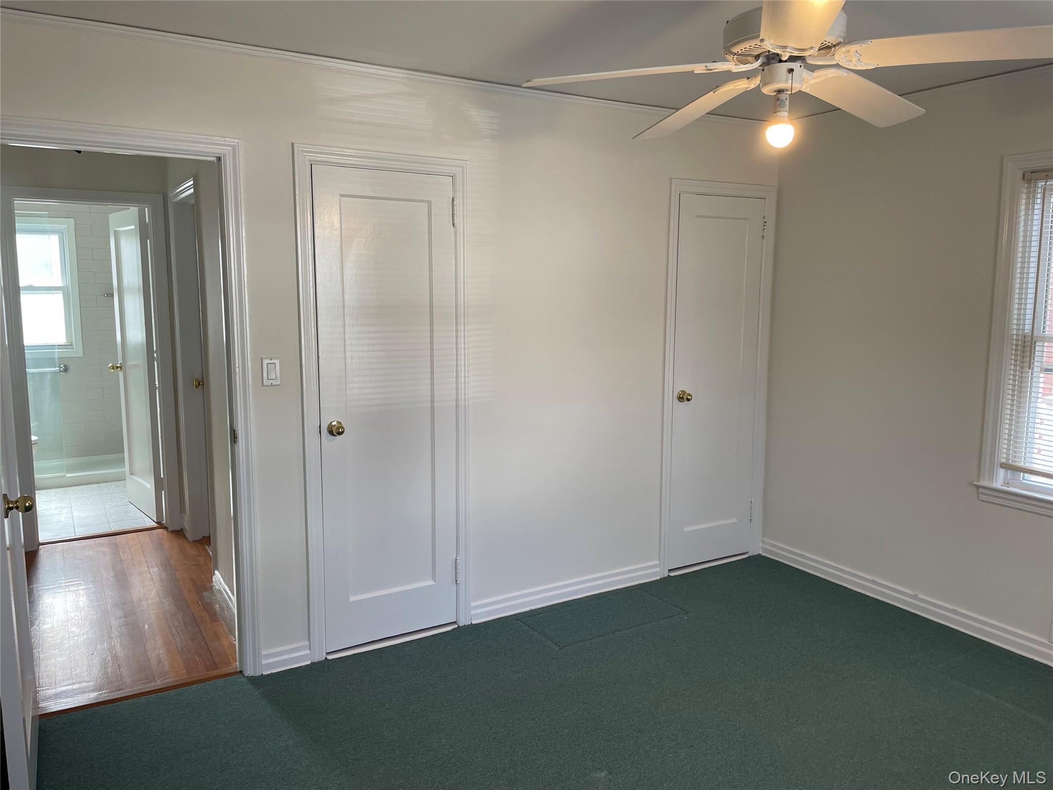 8 Cameron Lane Valley Stream, NY 11581 - Photo 13 of 33 1st floor bedroom #1