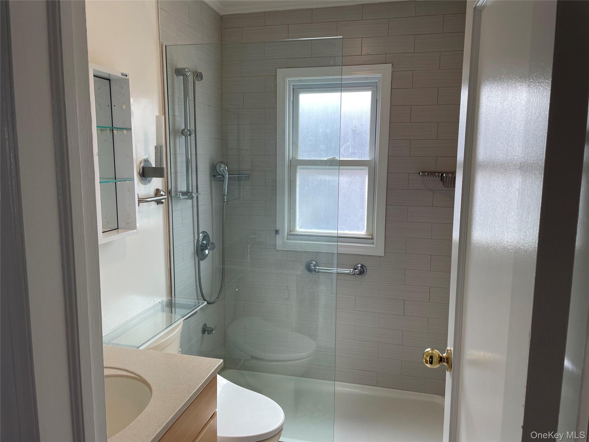 8 Cameron Lane Valley Stream, NY 11581 - Photo 14 of 33 1st floor bathroom