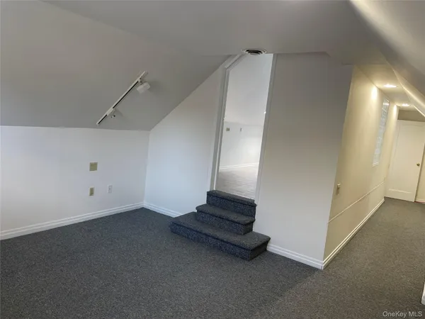 $4,500 | 8 Cameron Lane, Valley Stream, NY 11581