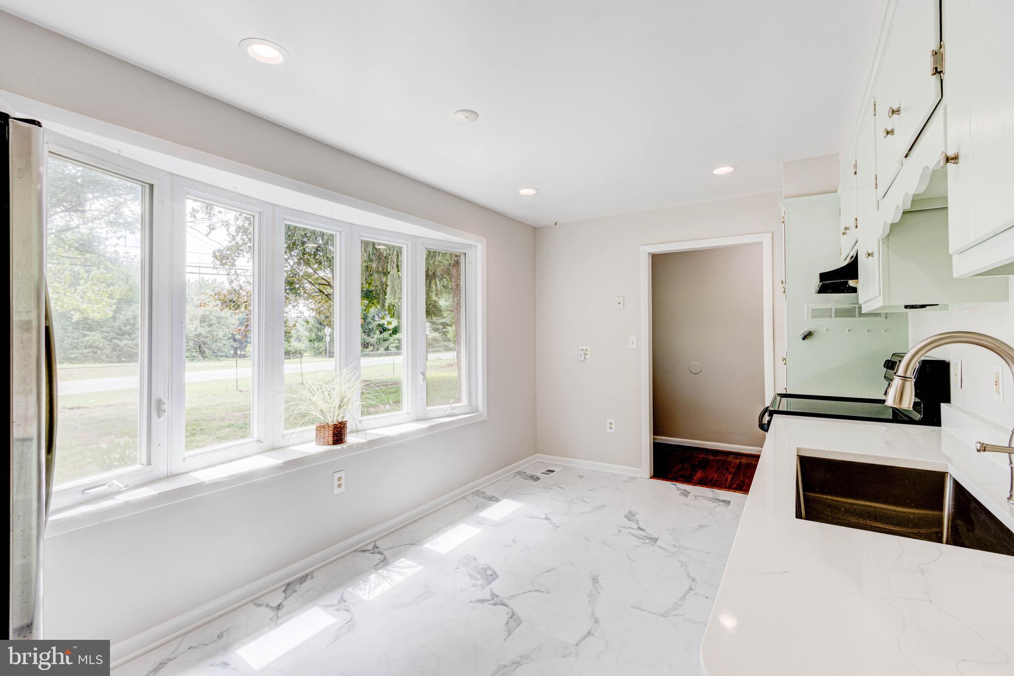 18200 Muncaster Road Derwood, MD 20855 - Photo 11 of 45