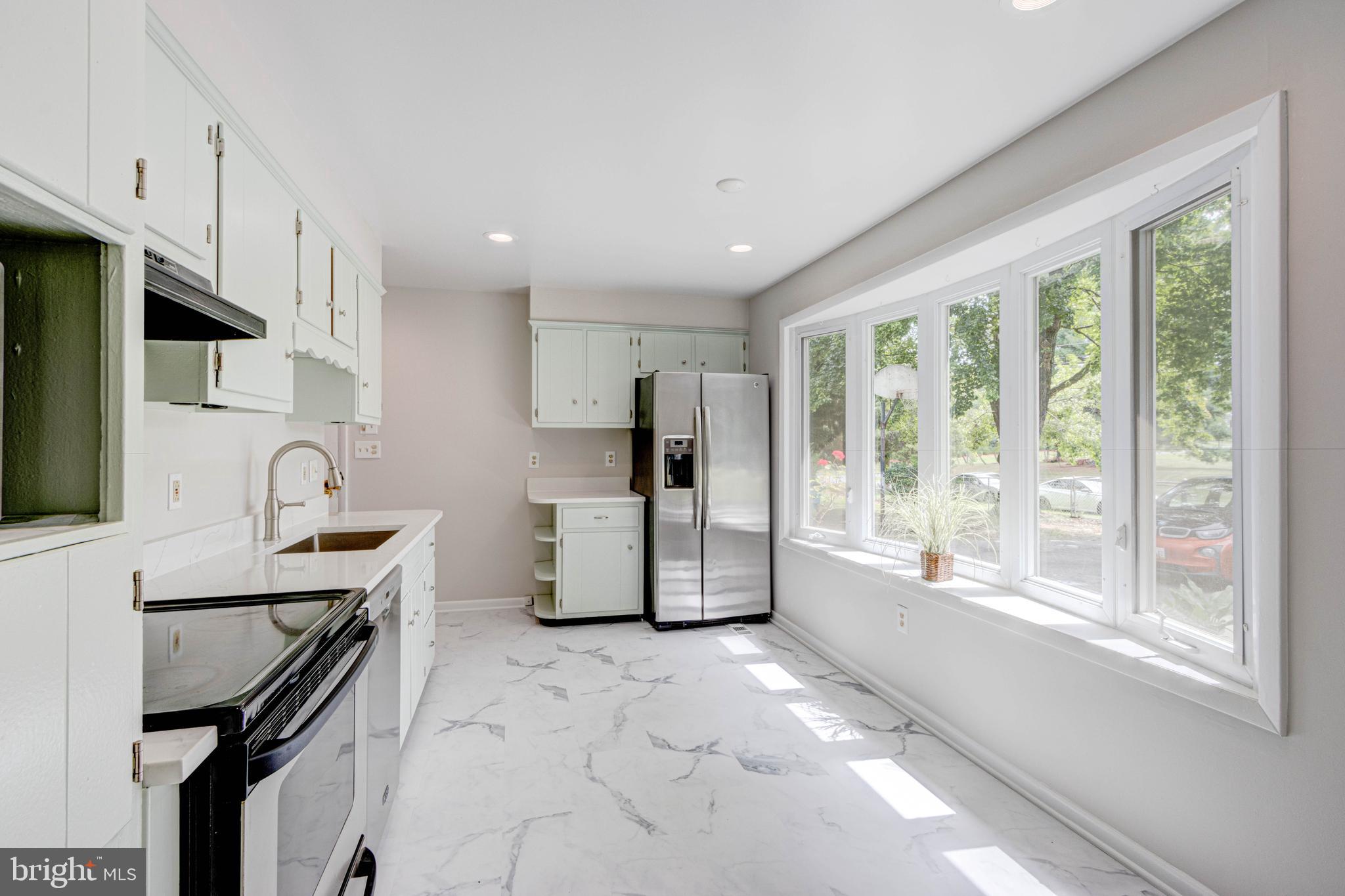 18200 Muncaster Road Derwood, MD 20855 - Photo 7 of 45